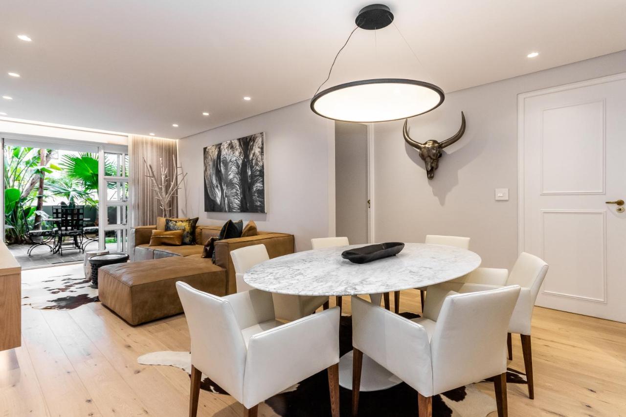 Three Bedroom African Apartment with Garden