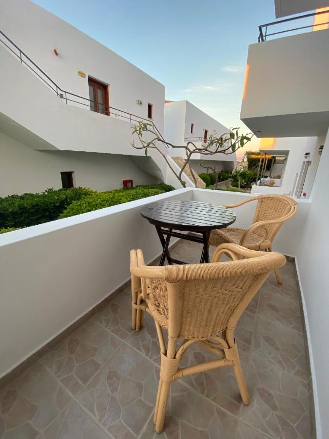 Suite with Garden View