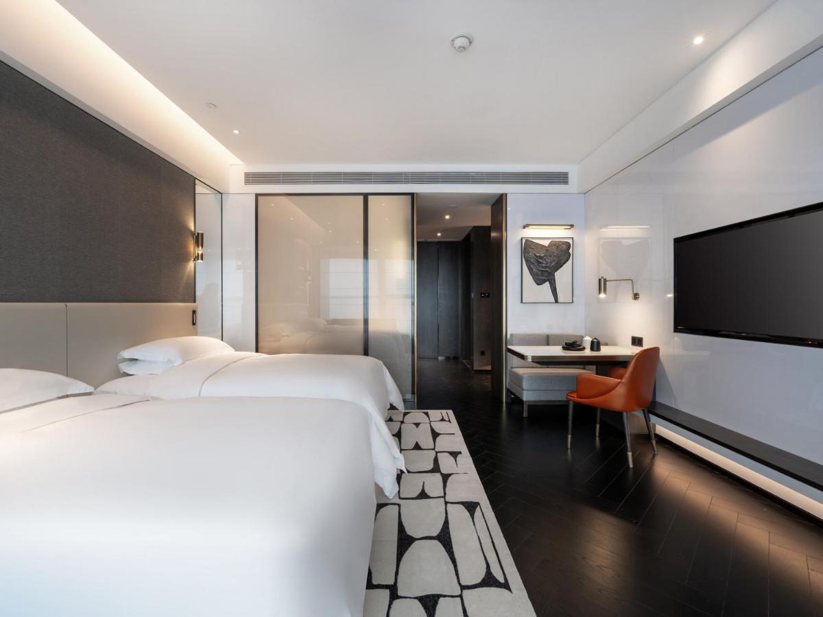 Twin Room with City View