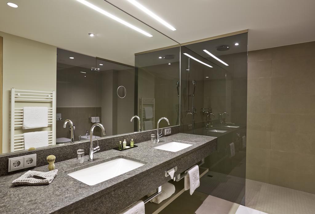 Superior Double Room with Mountain View