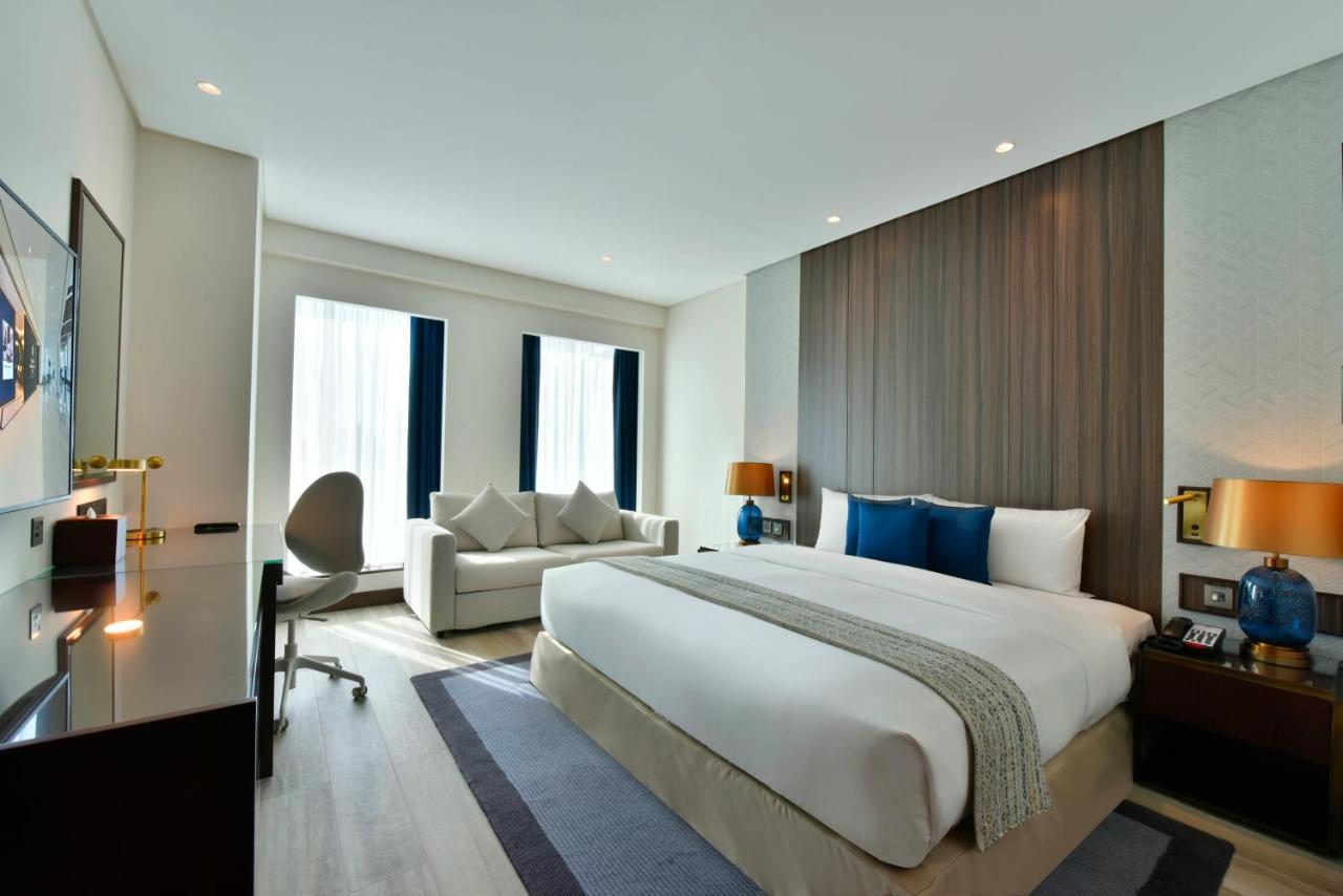 Standard Room king Bed - One Night Stay -