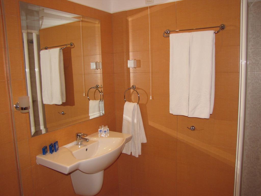Junior Suite with Balcony (2 Adults)