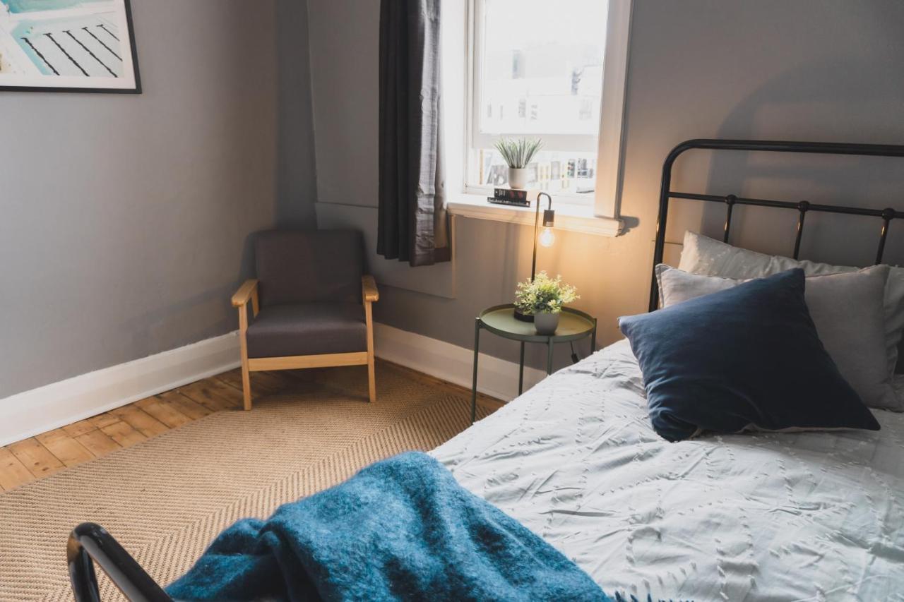 Single Room with Shared Bathroom