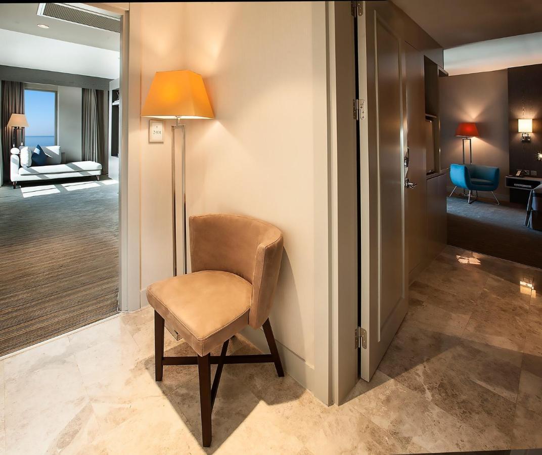 Family Suite with Sea View