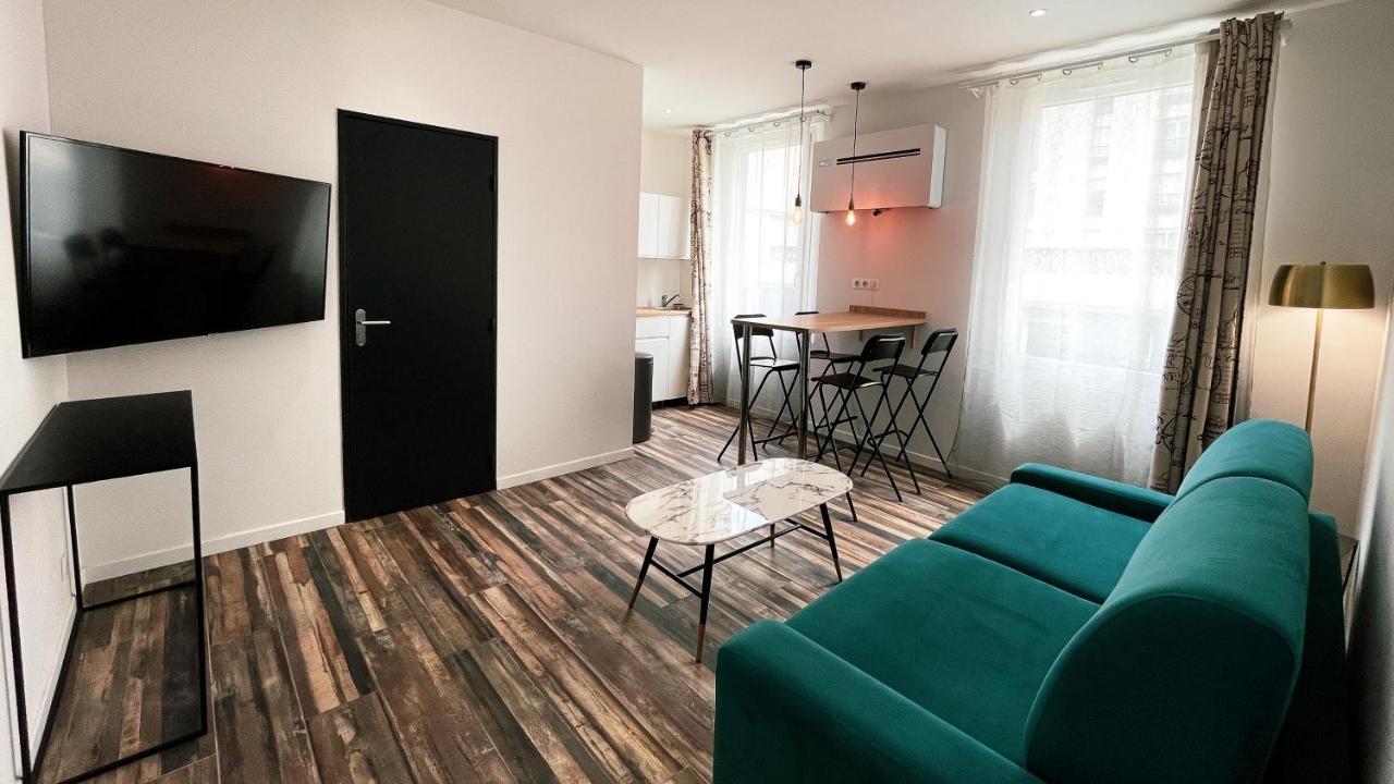 1 Bedroom Apartment - 1 Double Bed 1 Sofa Bed