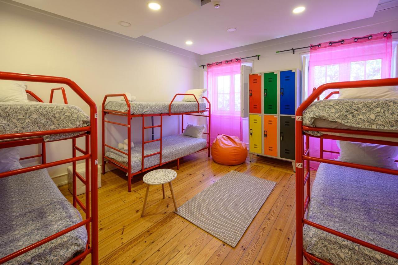 Sextuple Room