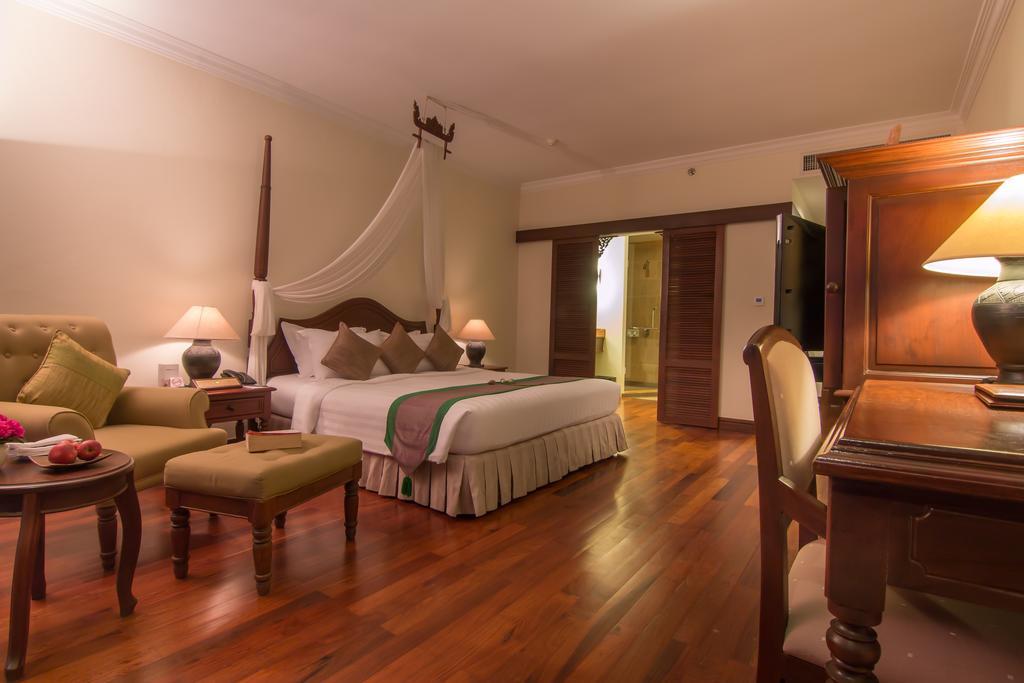 Premier Deluxe Room