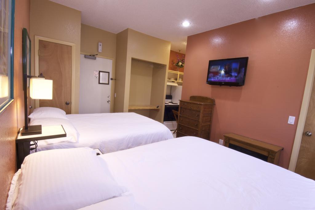 Double Room with Two Double Beds