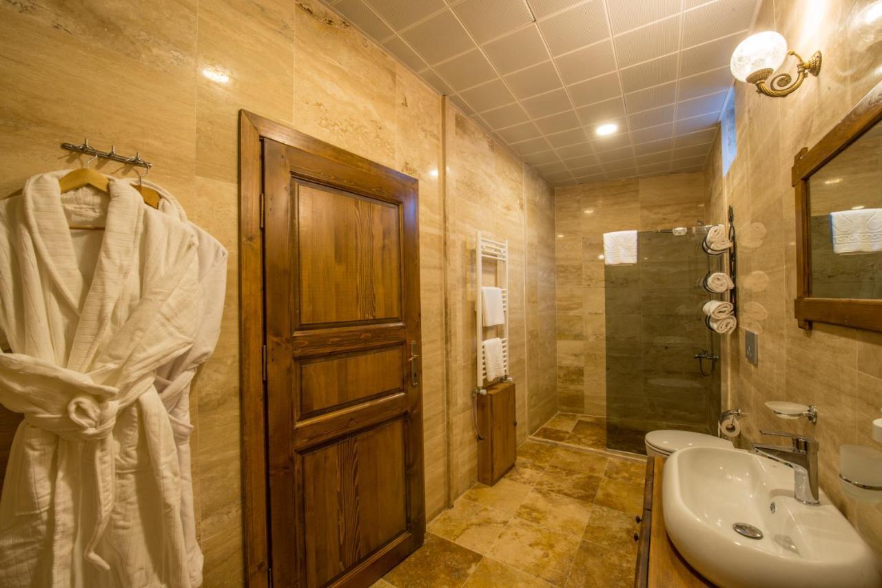 Triple Room with Garden View