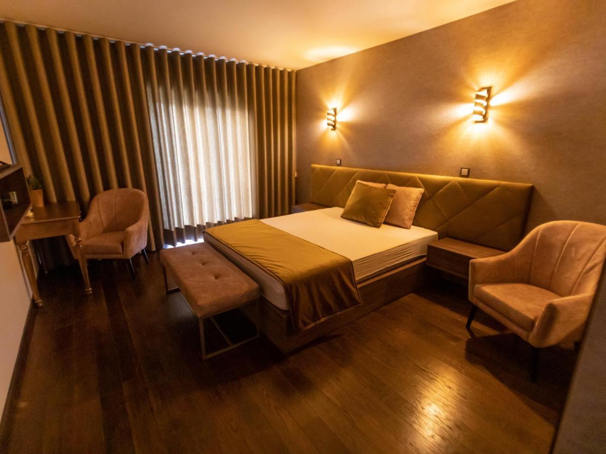 Suite with Balcony