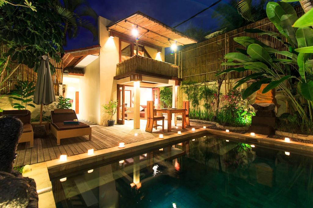One-Bedroom Villa with Private Pool and Free Floating Breakfast