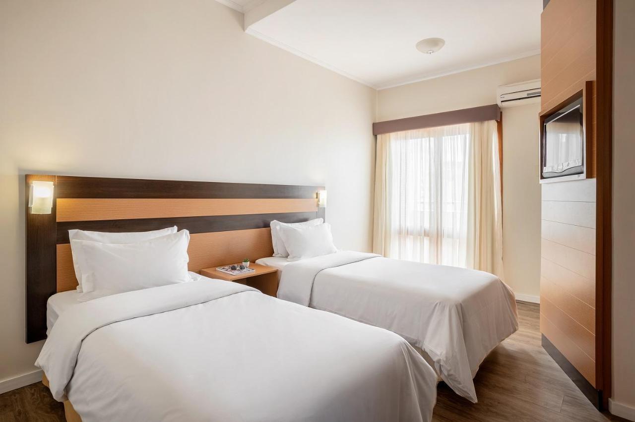 Luxury Twin - 2 Single Beds