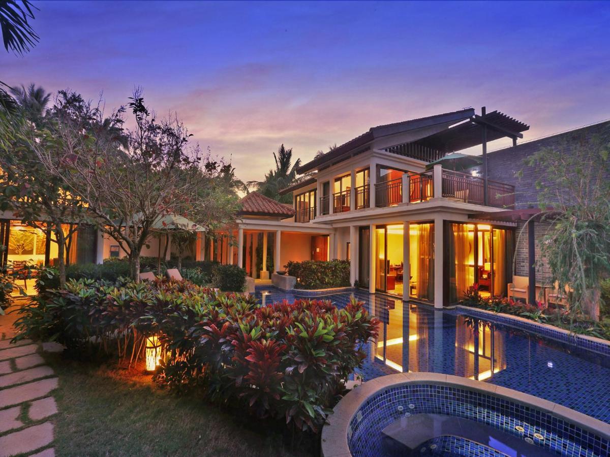 Luhuitou Two-Bedroom Pool Villa