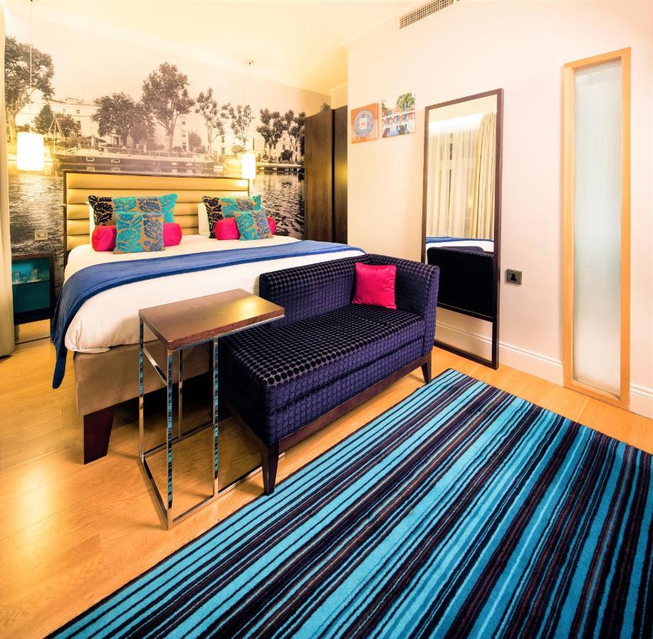 Premium King Room
