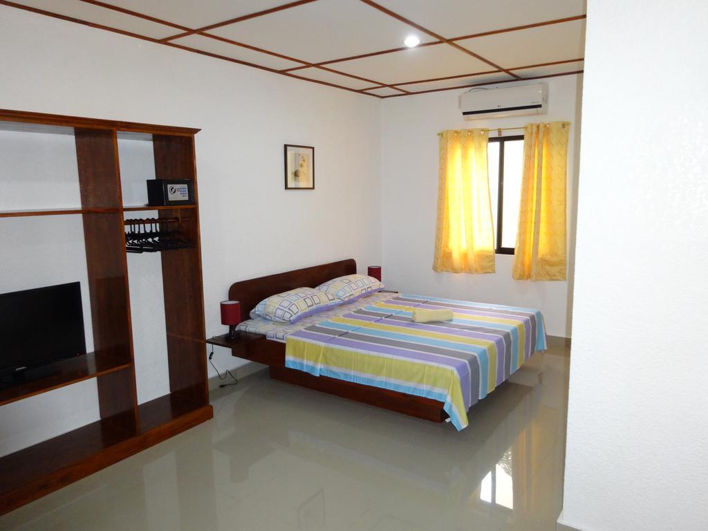Studio with Terrace