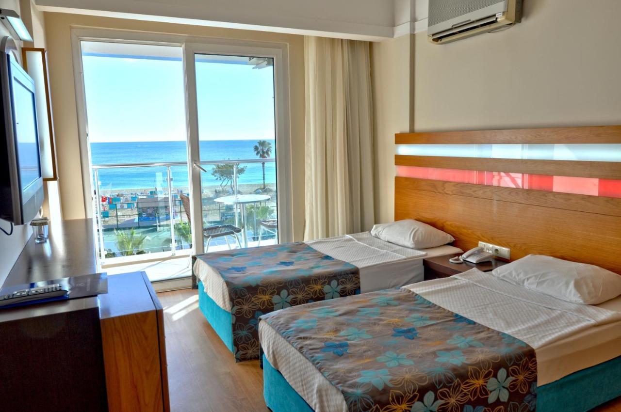 Standard Double or Twin Room with Sea View