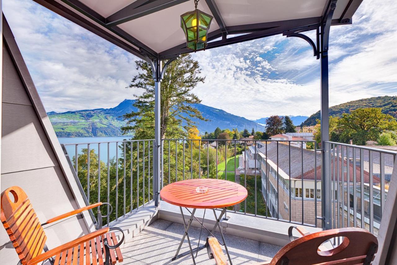 Penthouse Junior Suite with Lake View