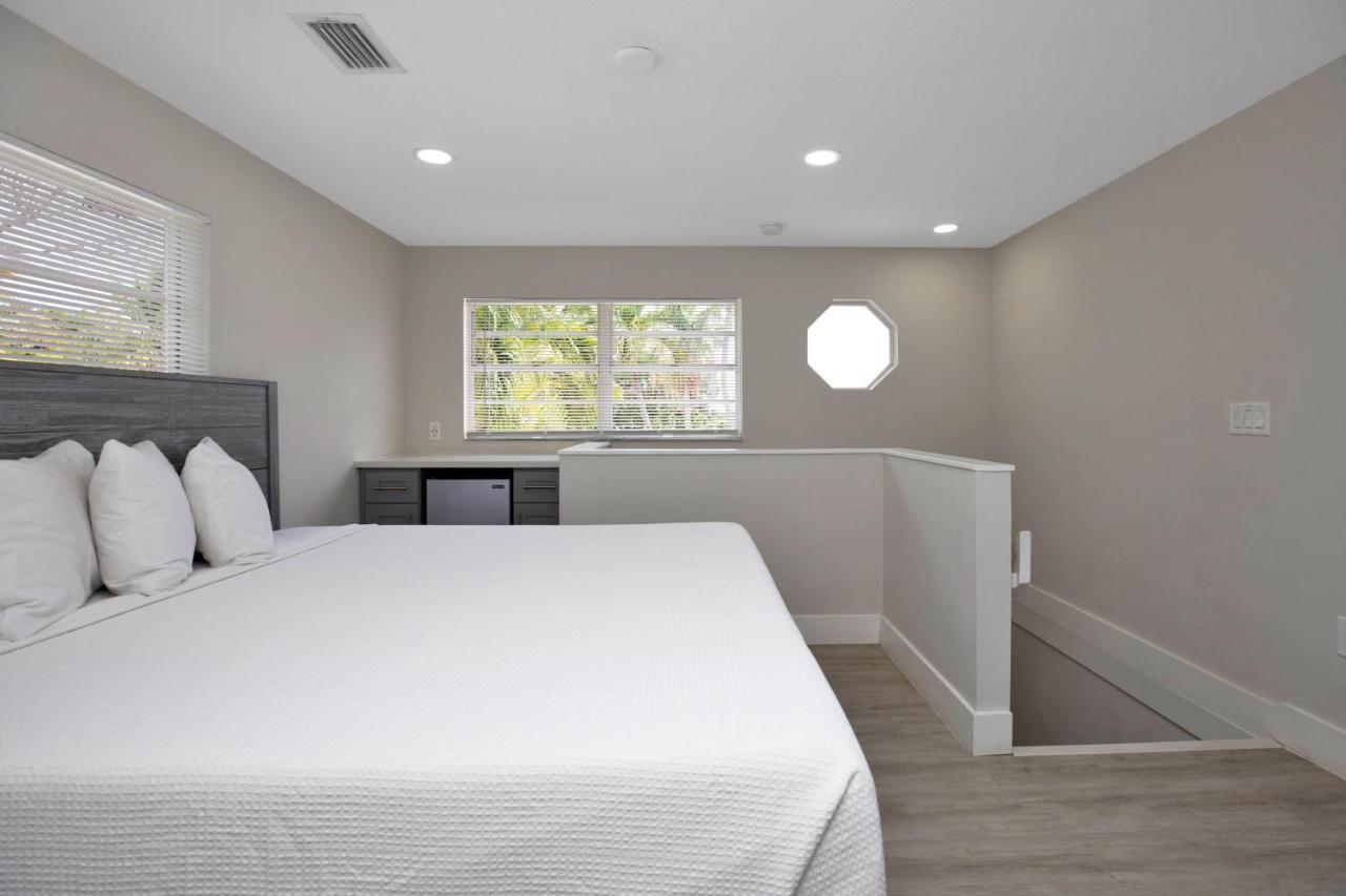 Duplex Suite