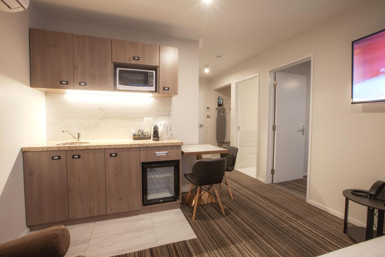 King Suite with Bathtub