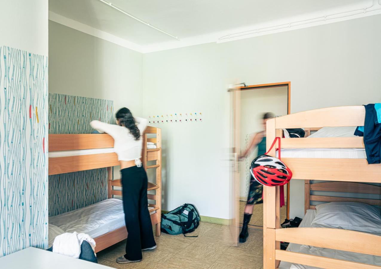 Single Bed in 6-Bed Female Dormitory Room with Shared Bathroom
