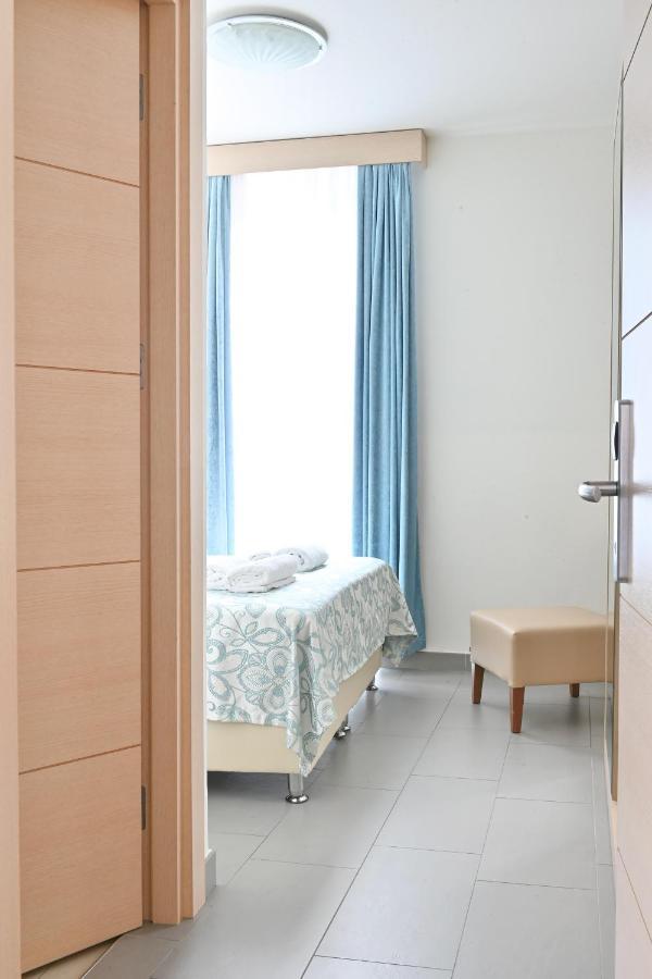 Double Room with Lake View