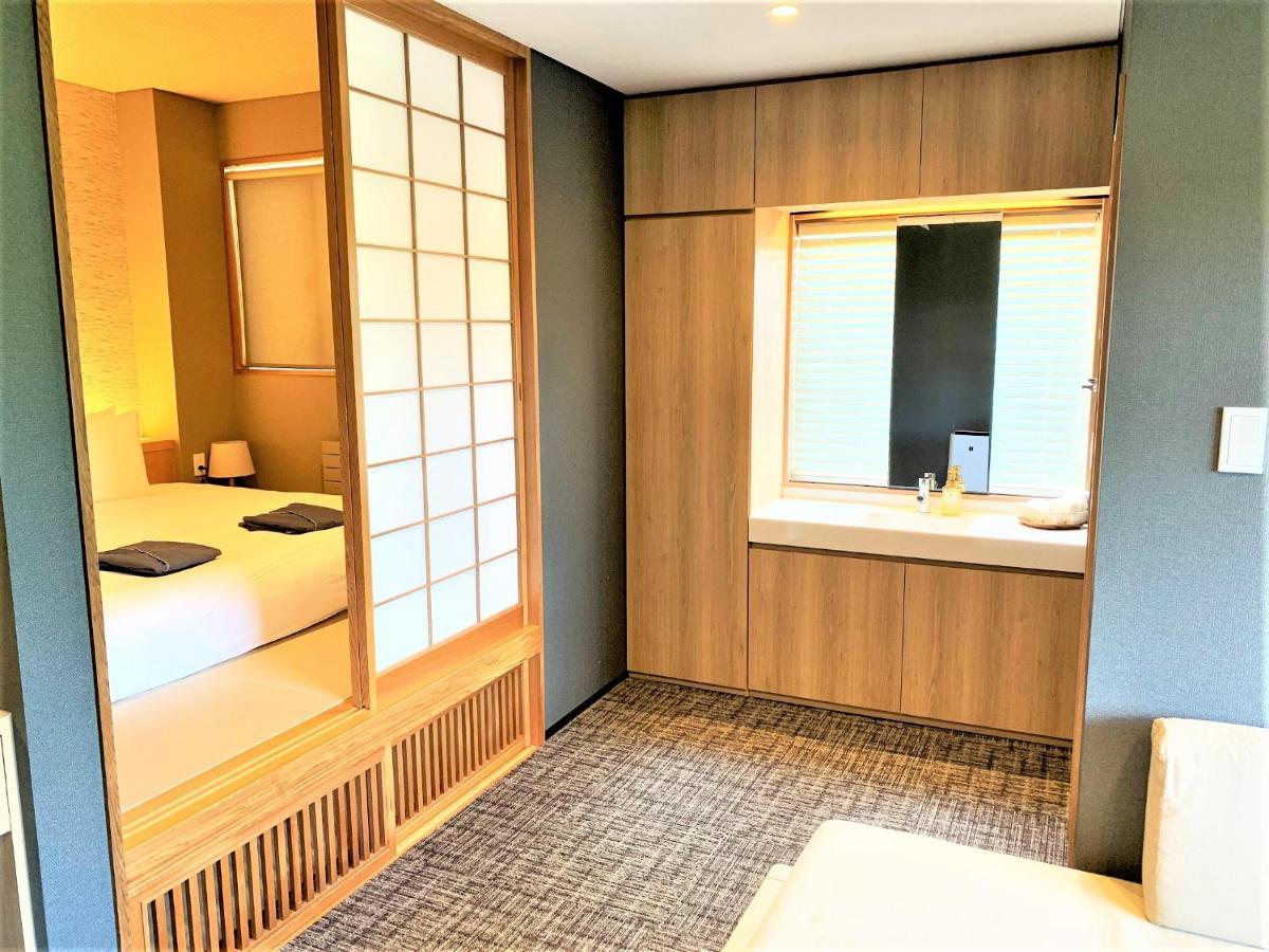 Japanese-Style Quadruple Apartment