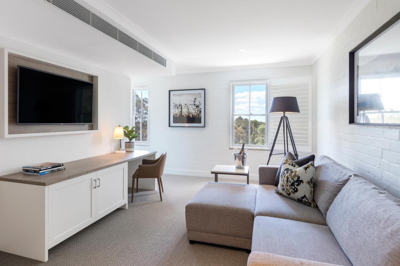 Hunter Suite