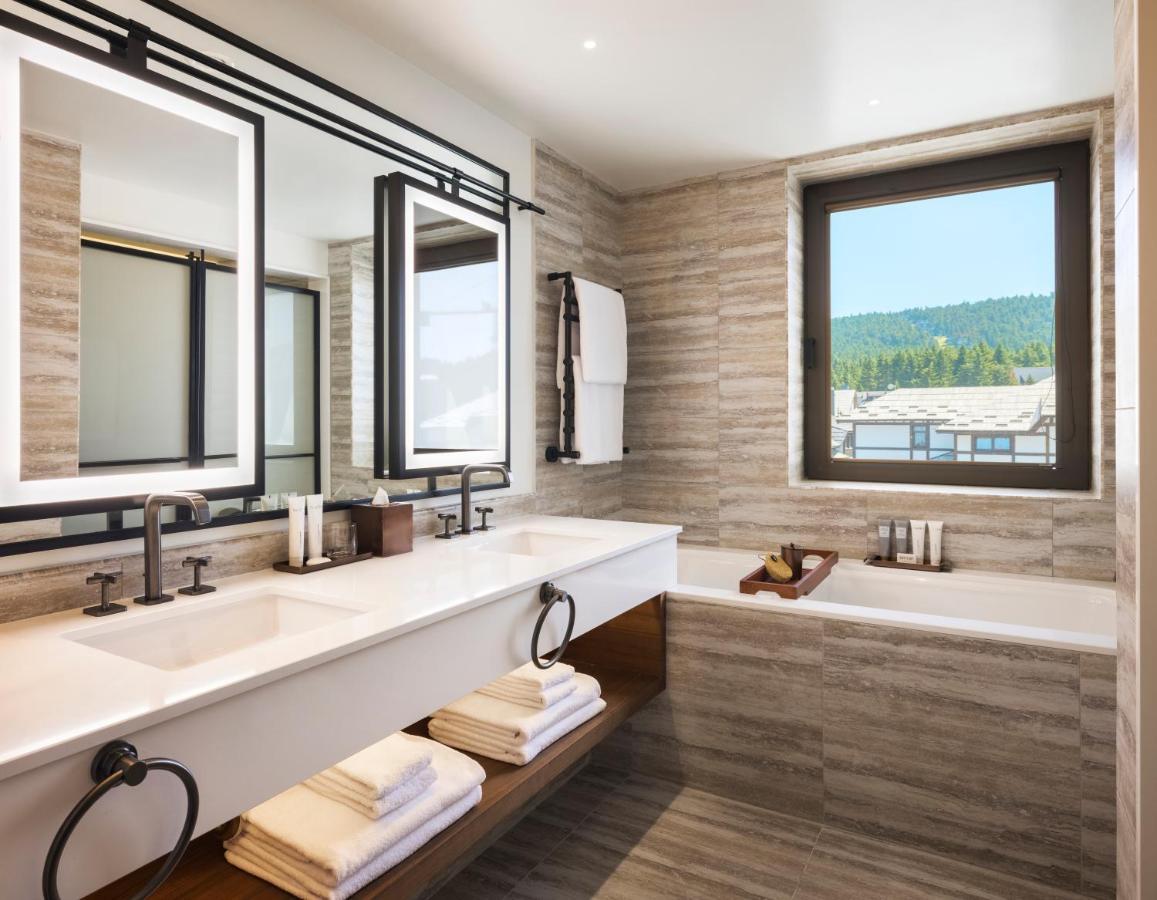 Kopaonik Suite with Balcony