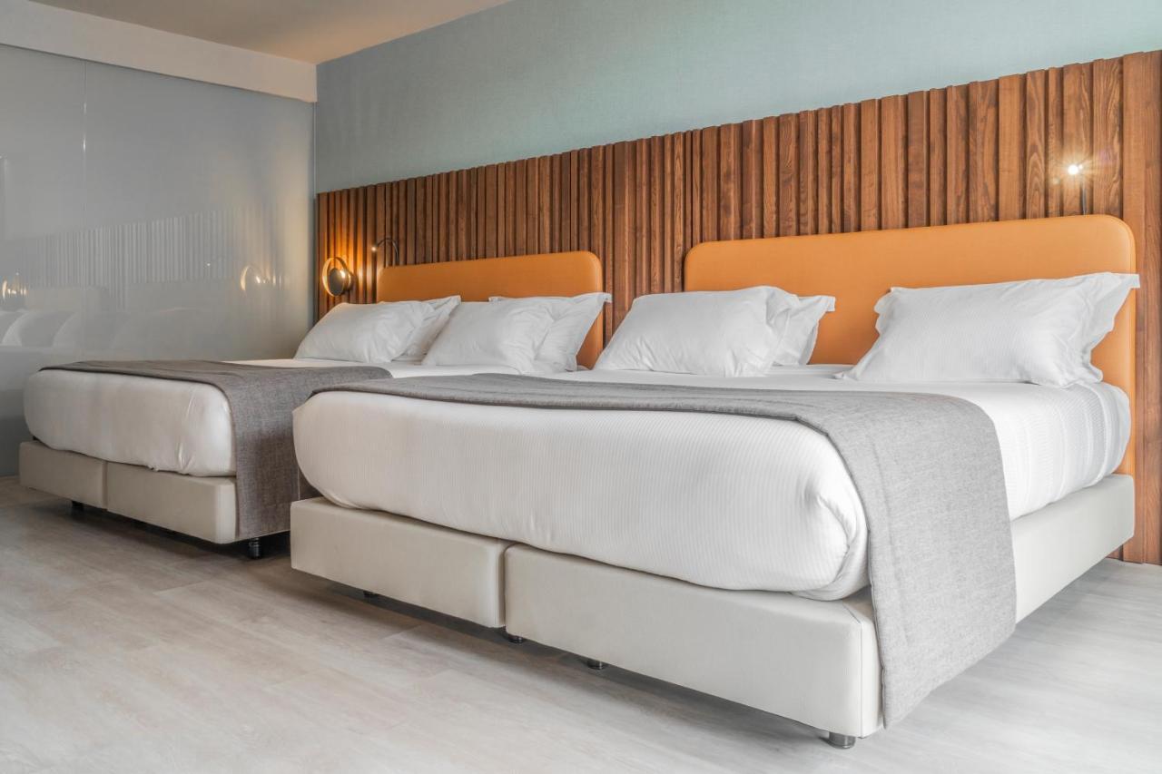 Standard Triple Room with Sea View