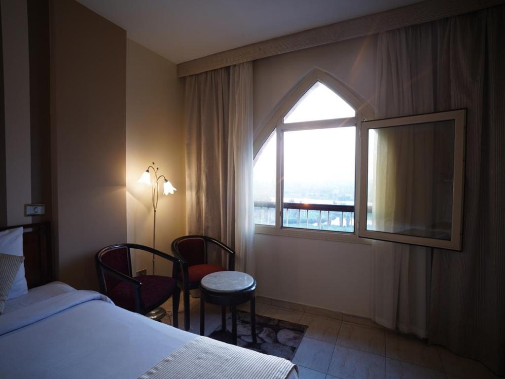 Panorama Room