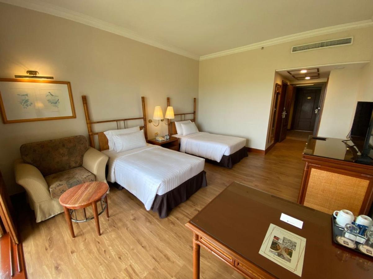 Prestige Suite Room - Daily Breakfast & Rm50 Booklet Voucher
