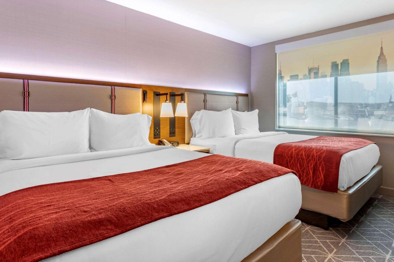 Standard Queen Room with Two Queen Beds - Non Smoking