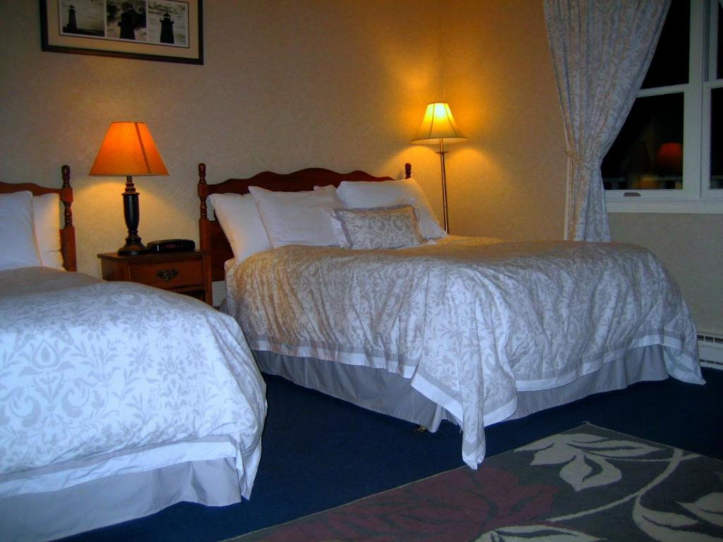 Double Room with Two Double Beds