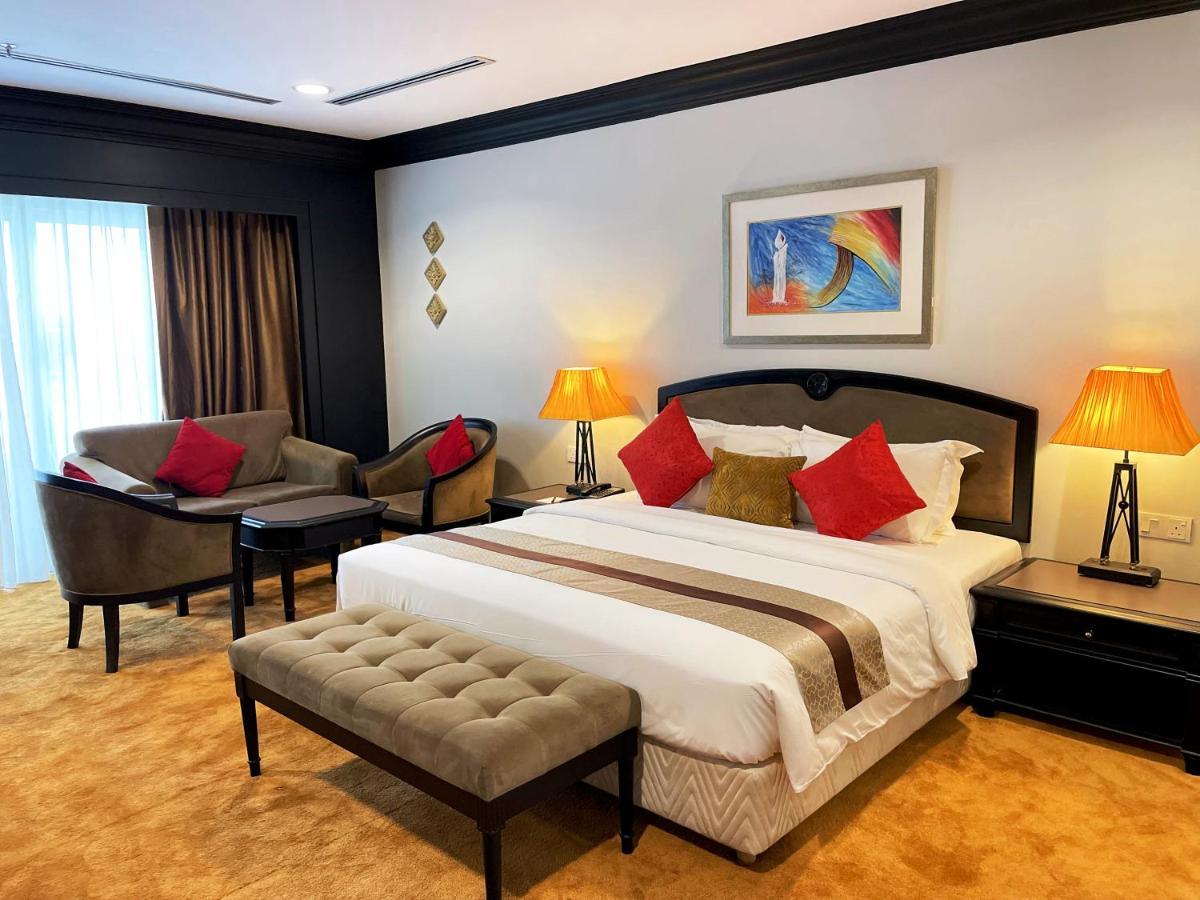 Executive Suite
