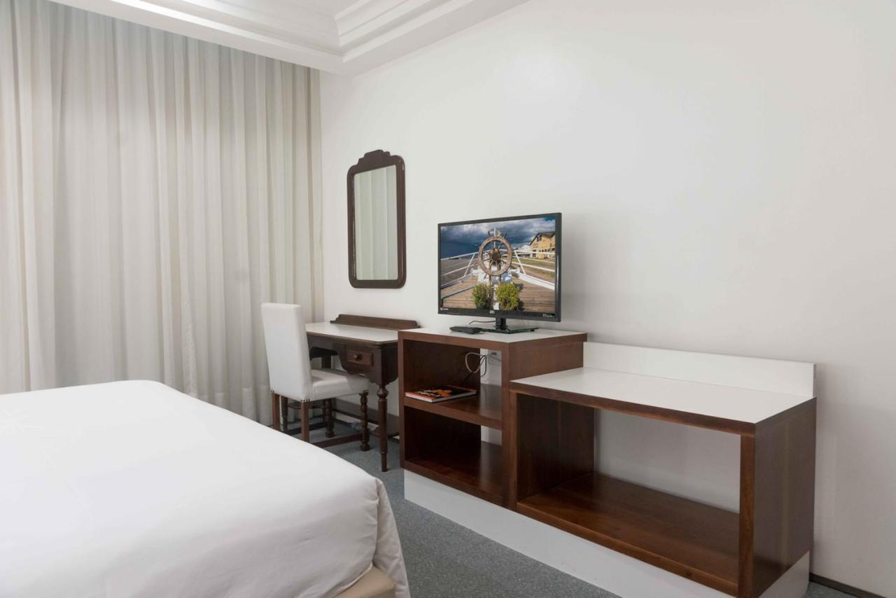 Standard Double Suite