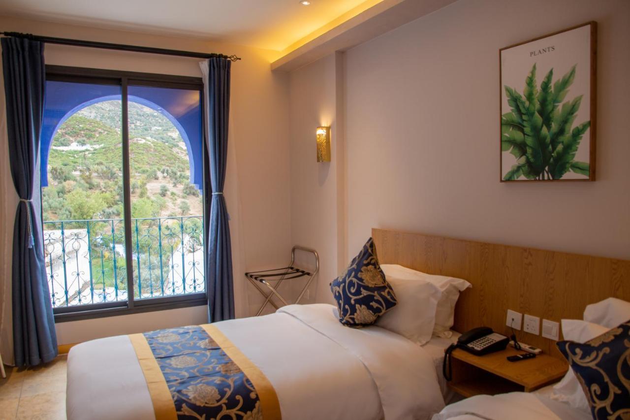 Twin Room with Mountain View