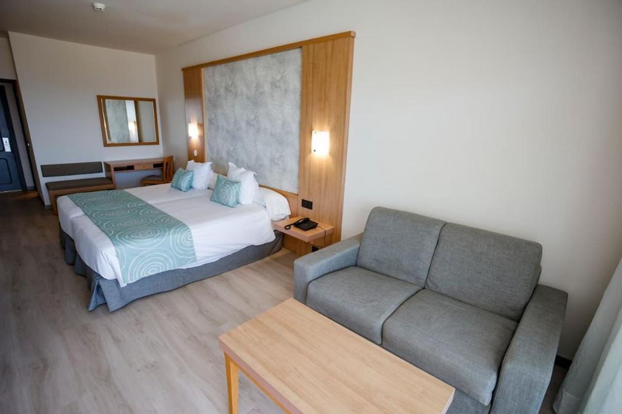 Double Room (1 Adult + 1 Child)