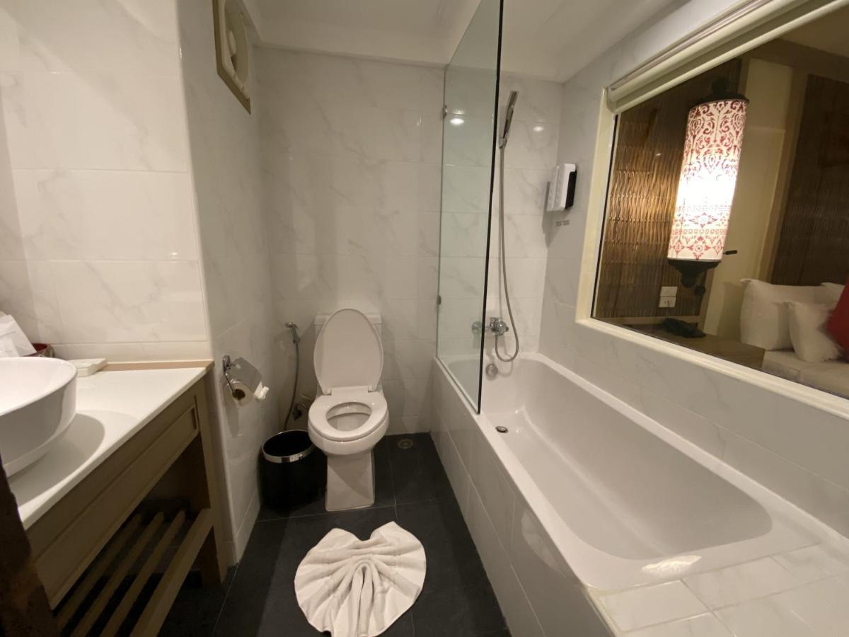 Naga Double Room with Bath
