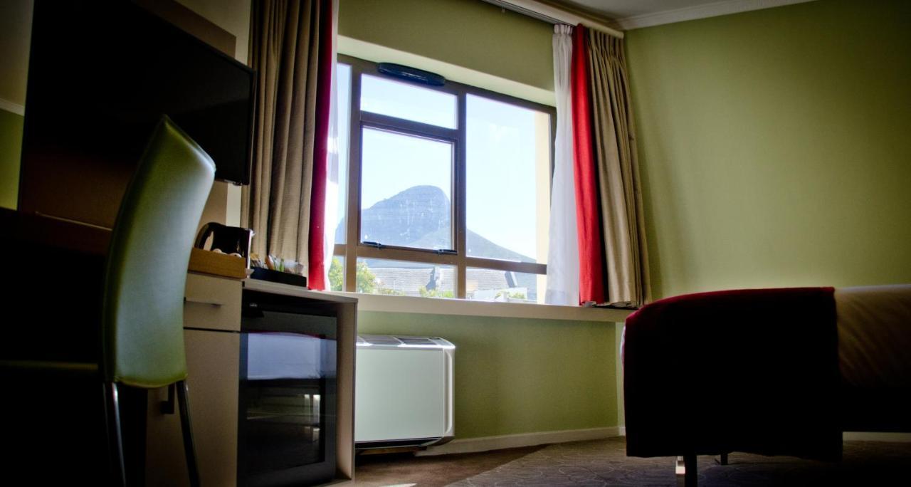 Double Room with Two Double Beds - Non-Smoking