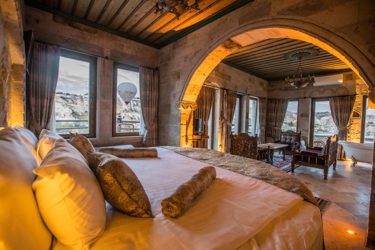 Deluxe Queen Suite
