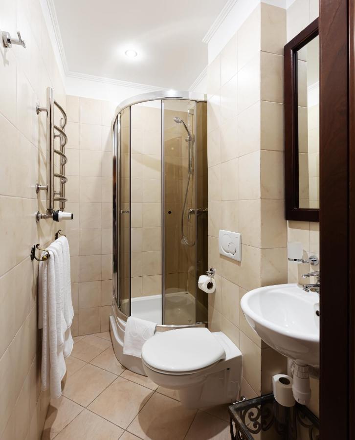 Single Room with Shower