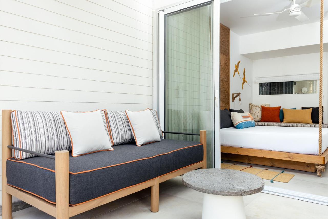 Double or Twin Room with Partial Sea View