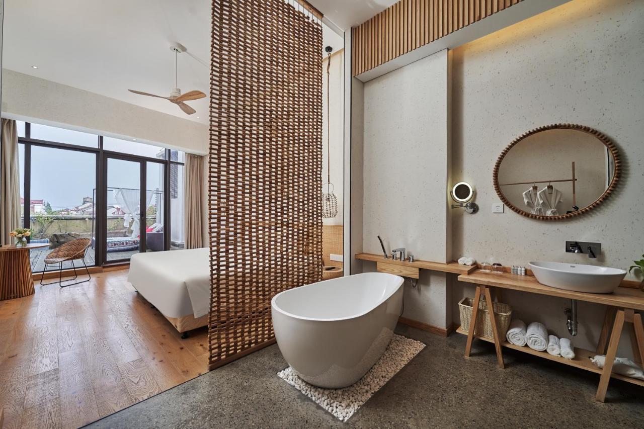 King Room with Garden View