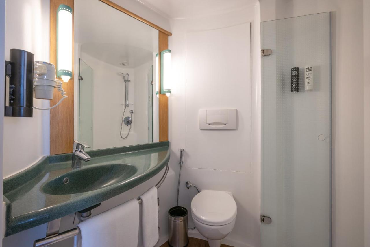 Superior Twin Room - Complimentary Airport Transfers