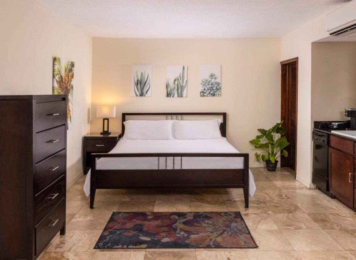 King Room Garden View