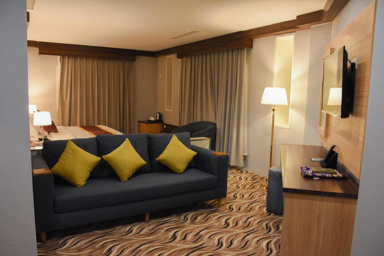 Standard Suite