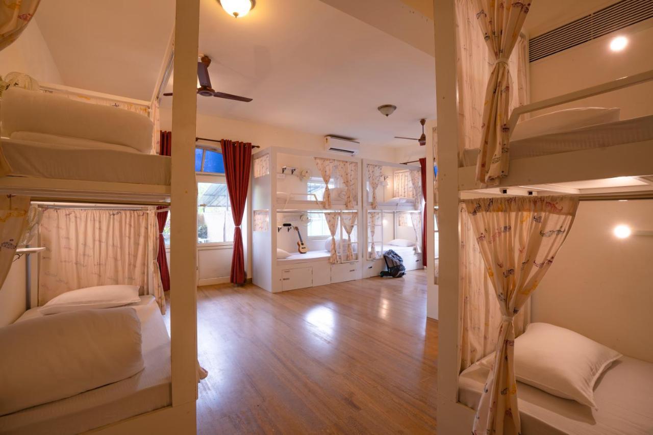 Bed in 16-Bed Mixed Dorm
