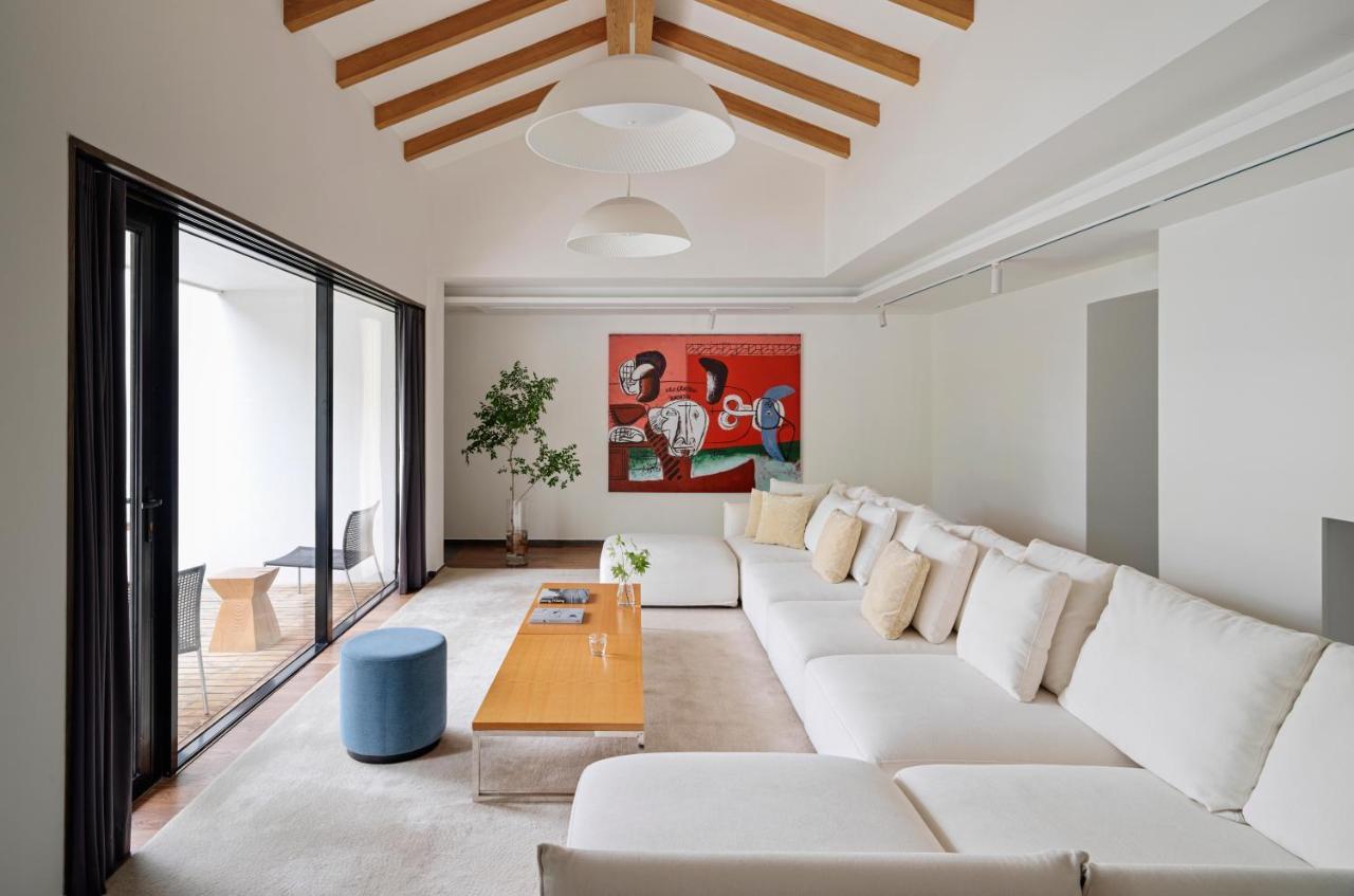 2 Twin Beds, Mountain View with Balcony