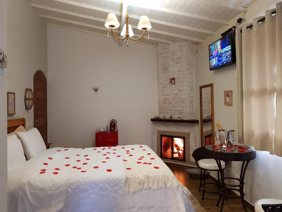 Standard Double Suite
