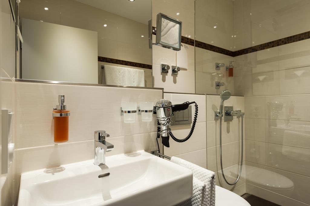 Comfort Double or Twin Room